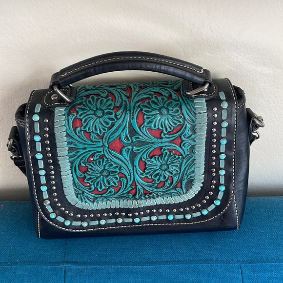 Trinity Ranch western tooled handbag - Picture 3 of 12